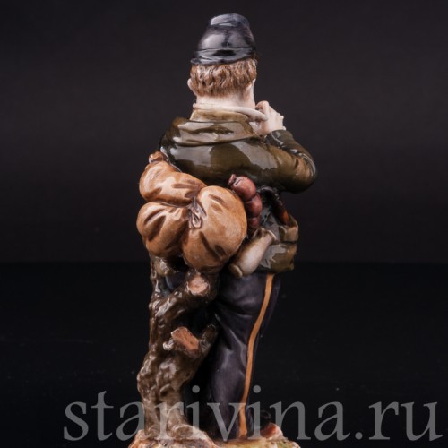 Фигурка из фарфора Музыкант с гобоем, Дрезден, Германия, нач. 20 в.