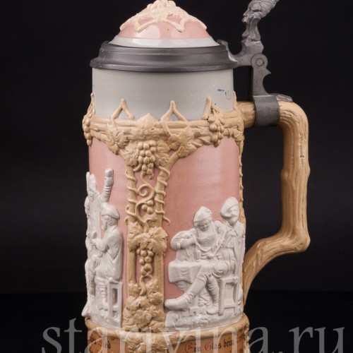 Старинная пивная кружка Сцены в таверне, 1 л, Villeroy & Boch, Германия, 1908 г.