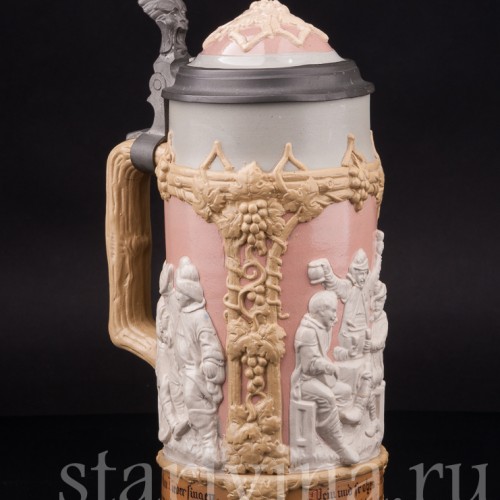 Старинная пивная кружка Сцены в таверне, 1 л, Villeroy & Boch, Германия, 1908 г.