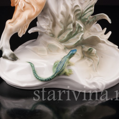 Фарфоровая статуэтка Горный козёл с ящерицей, Karl Ens, Германия, 1920-30 гг.