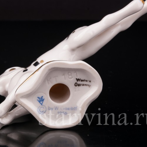 Фигурка из фарфора Бегущий кролик Goebel, Германия, 1956 год.