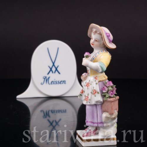 Фигурка из фарфора Девочка с гнездом и цветком, Meissen, Германия, 1952 г.
