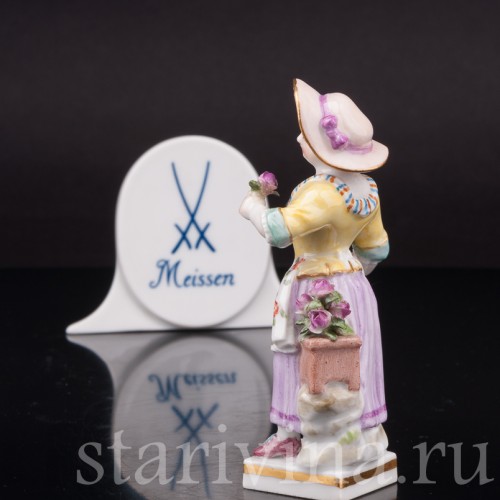 Фигурка из фарфора Девочка с гнездом и цветком, Meissen, Германия, 1952 г.