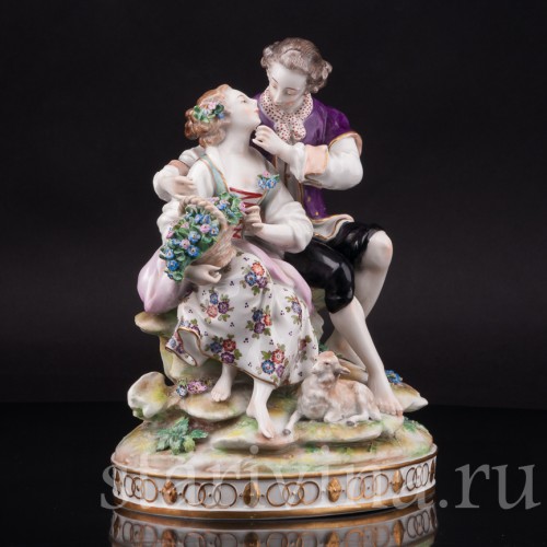 Фарфоровая статуэтка Пасторальная пара с незабудками, Volkstedt, Германия, нач. 20 в.