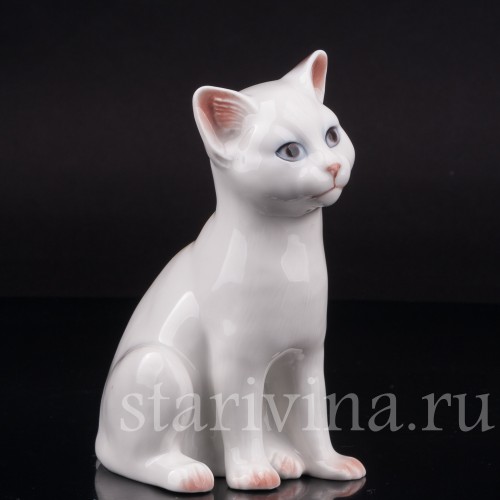 Фарфоровая фигурка Белый котёнок, Royal Copenhagen, Дания, кон. 20 в.