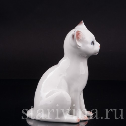Фарфоровая фигурка Белый котёнок, Royal Copenhagen, Дания, кон. 20 в.