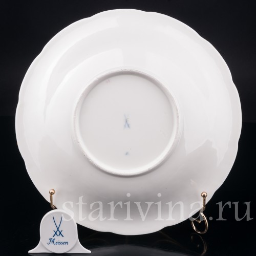 Декоративная тарелка из фарфора Тюльпан, Meissen, Германия, вт. пол. 20 в.