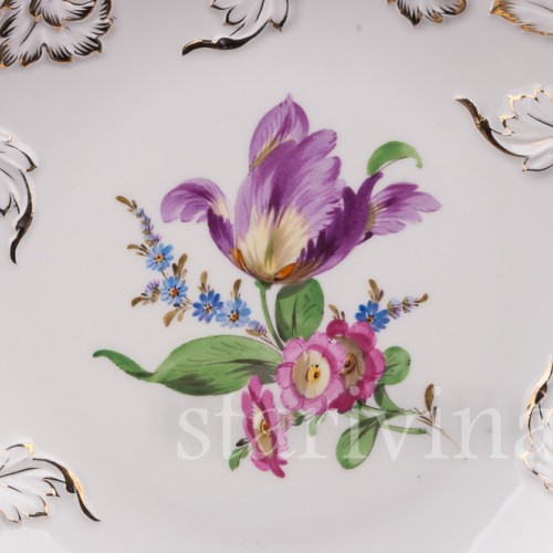 Декоративная тарелка из фарфора Тюльпан, Meissen, Германия, вт. пол. 20 в.