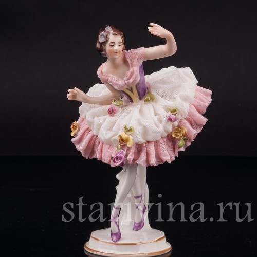 Фарфоровая статуэтка Балерина, кружевная, Volkstedt, Германия, сер. 20 в.