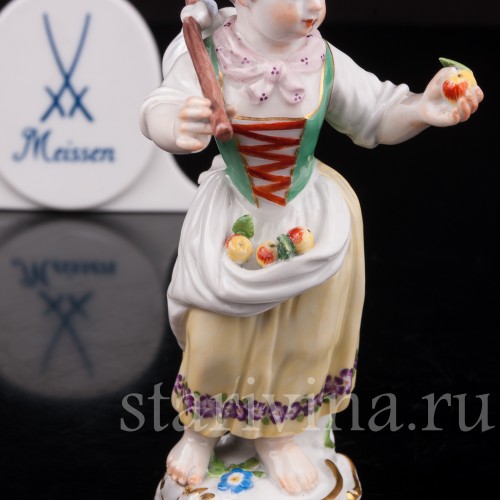 Фигурка из фарфора Девочка с узелком, Meissen, Германия, 1964 г.