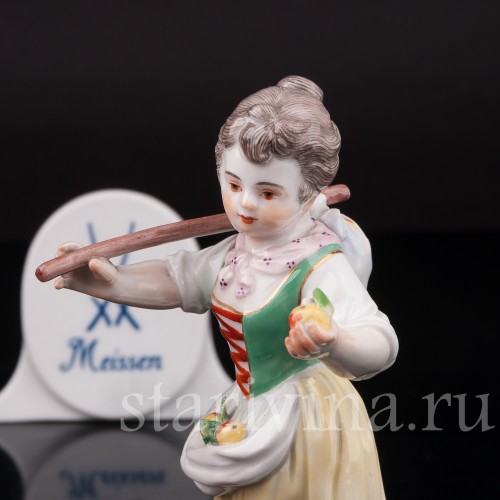 Фигурка из фарфора Девочка с узелком, Meissen, Германия, 1964 г.