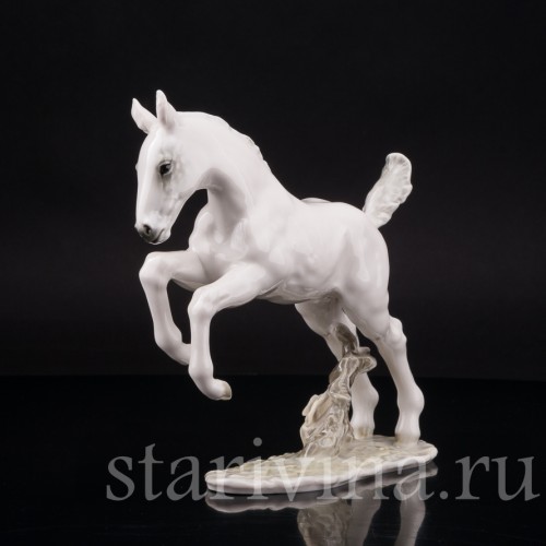 Фарфоровая фигурка Резвящийся жеребёнок, Hutschenreuther, Германия, 1970 гг.