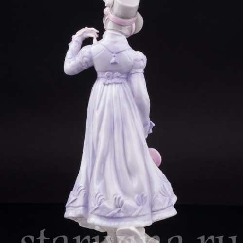 Фарфоровая фигурка Барышня в сиреневом, Royal Worcester, Великобритания, 1988 г.