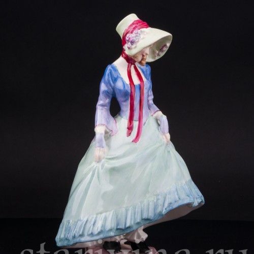 Фарфоровая фигурка Девушка на прогулке, Royal Doulton, Великобритания, 1929-42 гг.