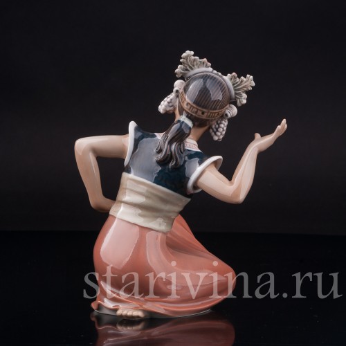 Статуэтка из фарфора Восточная танцовщица, Dahl Jensen, Дания, 1928-1985 гг.