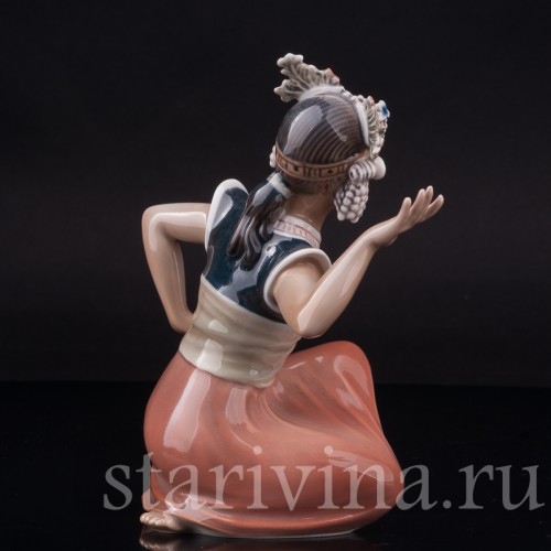 Статуэтка из фарфора Восточная танцовщица, Dahl Jensen, Дания, 1928-1985 гг.