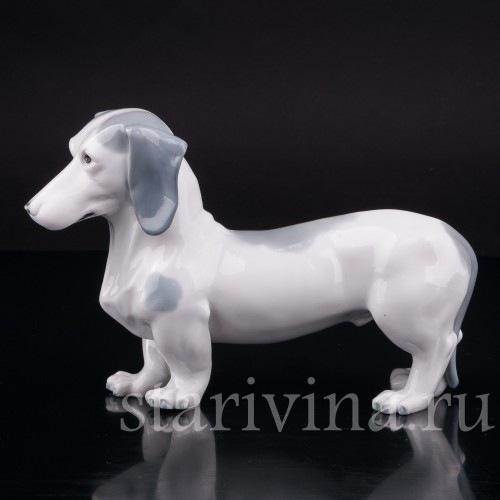 Статуэтка собаки из фарфора Такса, Metzler & Ortloff, Германия, 1890-45 гг.