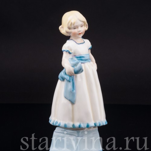 Фарфоровая фигурка девочки Прекрасная малышка, Royal Worcester, Великобритания, 1942–1948 гг.