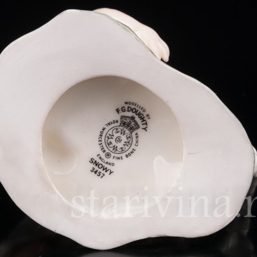 Фарфоровая статуэтка Снежок, мальчик с кошкой, Royal Worcester, Великобритания, вт. пол. 20 века.