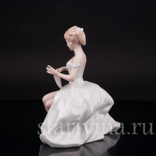 Фарфоровая фигурка Девушка с веером, Wallendorf, Германия, 1960 гг.