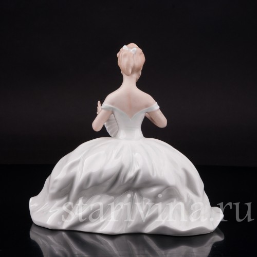 Фарфоровая фигурка Девушка с веером, Wallendorf, Германия, 1960 гг.