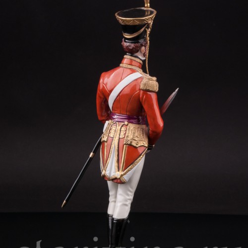 Фарфоровая статуэтка Офицер королевской гвардии, 1822 г, Sitzendorf, Германия, вт. пол. 20 в.