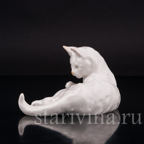 Фарфоровая фигурка Котёнок с мячиком, Hutschenreuther, Германия, 1938-55 гг.