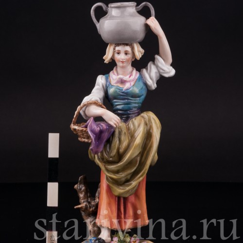 Фарфоровая статуэтка Уличная торговка, Richard Eckert & Co, Германия, кон. 19 в.