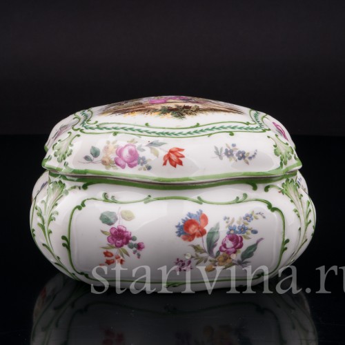 Фарфоровая шкатулка Галантная пара в парке, Германия, кон. 19 - нач. 20 вв.