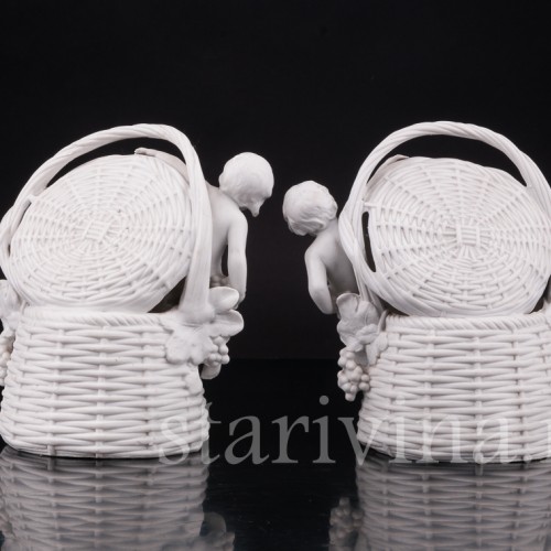 Фарфоровые Корзинки Путти с виноградом, Scheibe-Alsbach, Германия, сер. 20 в.