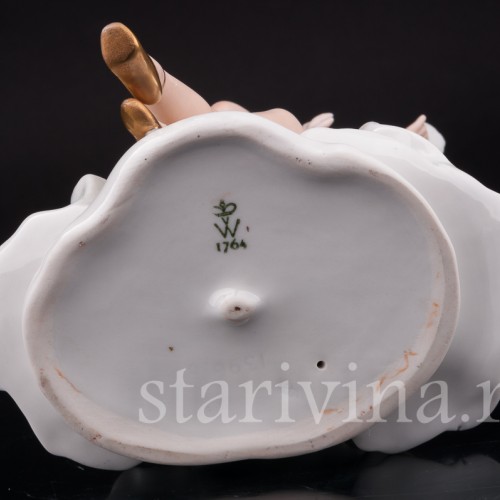 Фарфоровая фигурка Девушка с зеркалом, Wallendorf, Германия, 1960 гг.