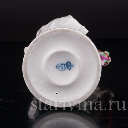 Фарфоровая статуэтка Пьеро с гитарой, Muller & Co, Германия, нач. 20 в.