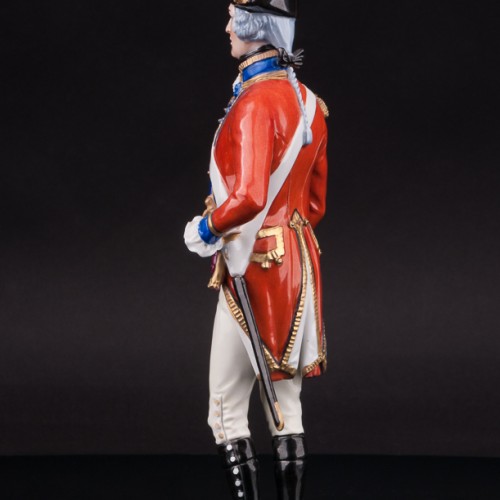 Фарфоровая статуэтка Офицер гвардии, 1792, Sitzendorf, Германия, вт. пол 20 в.