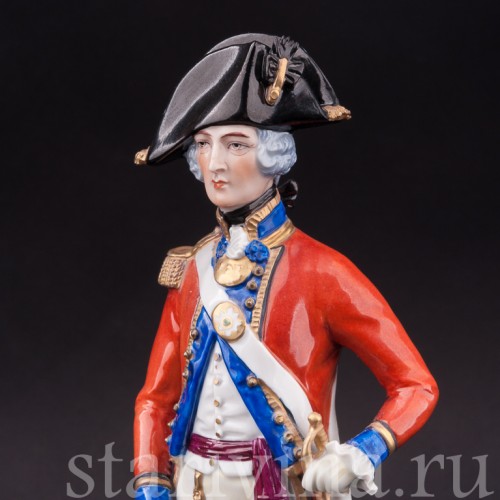 Фарфоровая статуэтка Офицер гвардии, 1792, Sitzendorf, Германия, вт. пол 20 в.