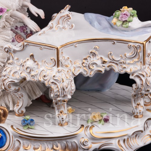 Фарфоровая композиция Пара у рояля, кружевная, Volkstedt, Германия, после 1935 г.