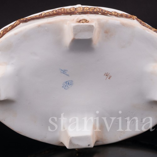 Фарфоровая Ароматница с путти, E. A. Muller, Германия, 1890-1927 гг.