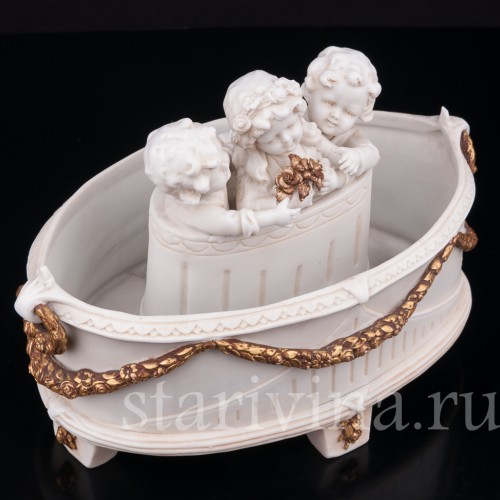 Фарфоровая Ароматница с путти, E. A. Muller, Германия, 1890-1927 гг.