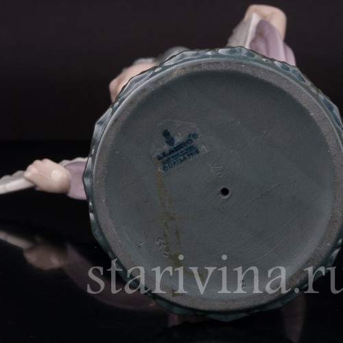 Фарфоровая фигурка девушки Гейша, танец с веерами, Lladro, Испания, 1978 год.