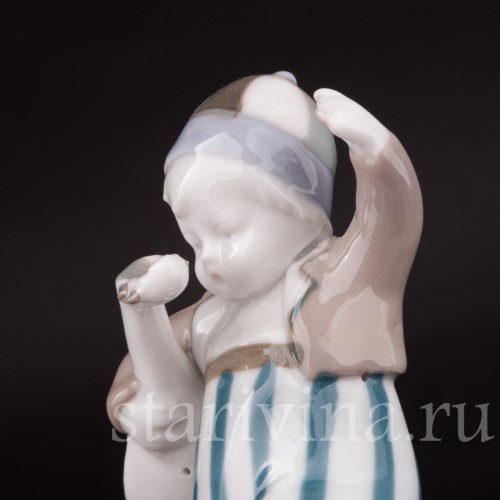 Фигурка мальчика из фарфора Маленький музыкант, Goebel, Германия, нач. 20 в.