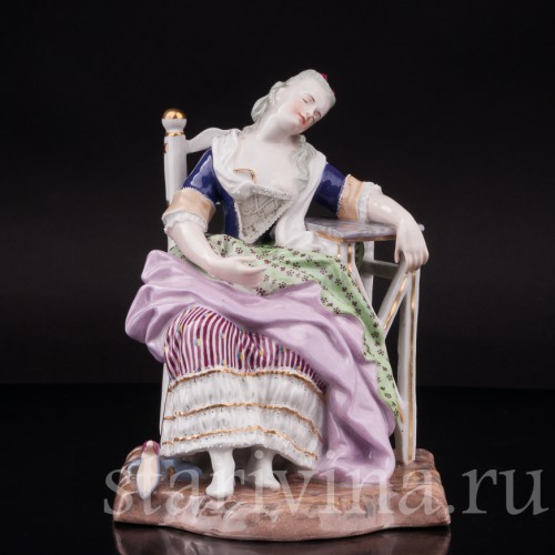 Фарфоровая фигурка девушки Спящая Луиза, Royal Wien, Австрия, 1846 год.