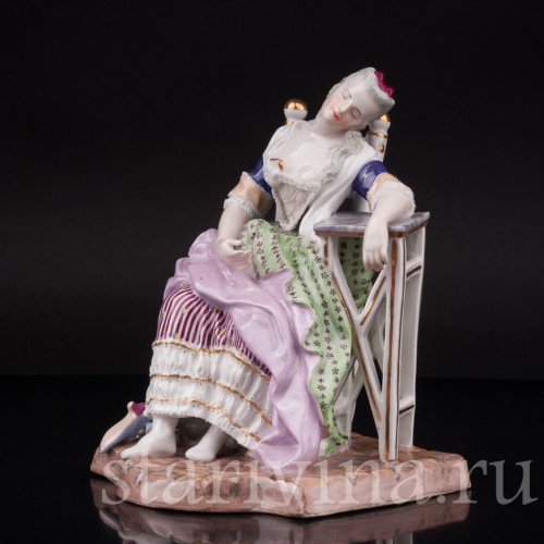 Фарфоровая фигурка девушки Спящая Луиза, Royal Wien, Австрия, 1846 год.