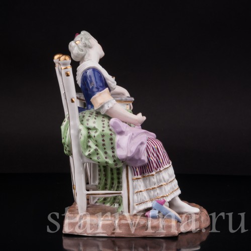 Фарфоровая фигурка девушки Спящая Луиза, Royal Wien, Австрия, 1846 год.