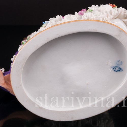 Фарфоровая статуэтка Пара на прогулке, кружевная, Muller & Co, Германия, перв. пол. 20 в.