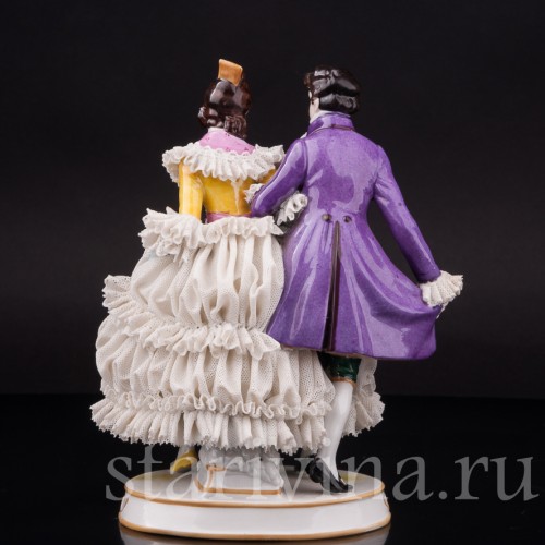 Фарфоровая статуэтка Пара на прогулке, кружевная, Muller & Co, Германия, перв. пол. 20 в.