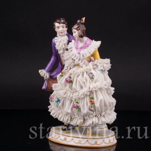 Фарфоровая статуэтка Пара на прогулке, кружевная, Muller & Co, Германия, перв. пол. 20 в.