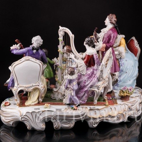 Фарфоровая композиция Домашний концерт, кружевная, Volkstedt, Германия, после 1935 г.