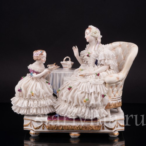 Фарфоровая статуэтка Чашечка чаю, кружевная, Dressel, Kister & Co, Германия, нач. 20 в.