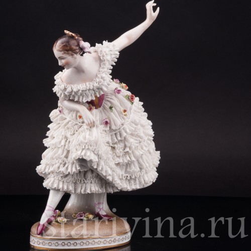 Фарфоровая статуэтка балерины Фанни Эльслер, кружевная, Volkstedt, Германия, до 1935 г.