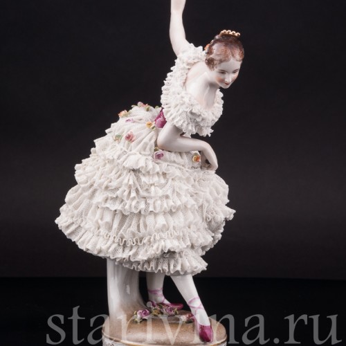 Фарфоровая статуэтка балерины Фанни Эльслер, кружевная, Volkstedt, Германия, до 1935 г.