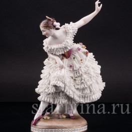 Фарфоровая статуэтка балерины Фанни Эльслер, кружевная, Volkstedt, Германия, до 1935 г.